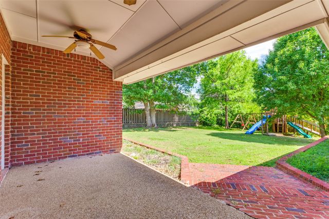 1309 Wedgewood Drive, Cleburne, TX 76033