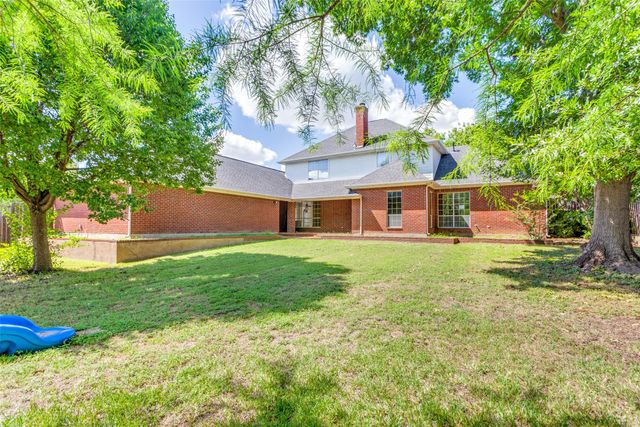1309 Wedgewood Drive, Cleburne, TX 76033