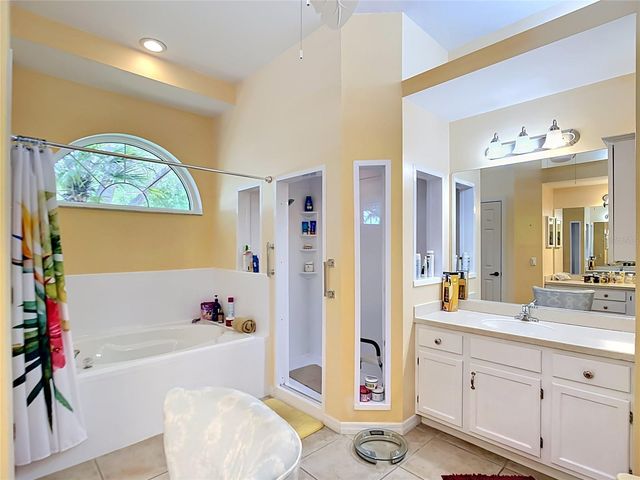 1216 WHITNEY DRIVE, Venice, FL 34292