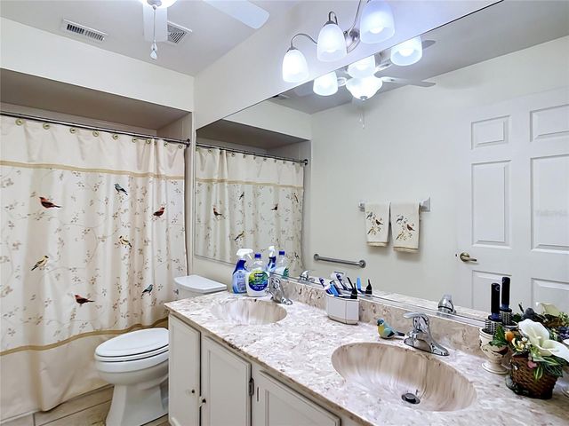 1216 WHITNEY DRIVE, Venice, FL 34292