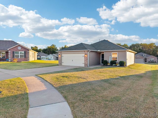 1524 S 29th Court, Broken Arrow, OK 74014