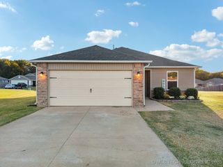 1524 S 29th Court, Broken Arrow, OK 74014