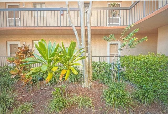 3140 Holiday Springs Boulevard 109, Margate, FL 33063