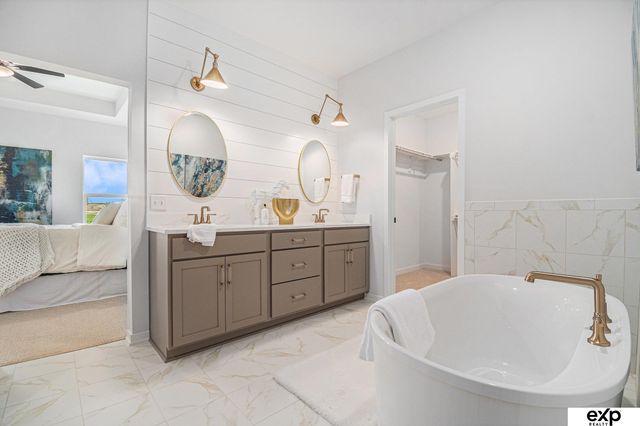 11052 S 218 Street, Gretna, NE 68028