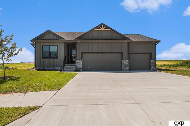 11052 S 218 Street, Gretna, NE 68028