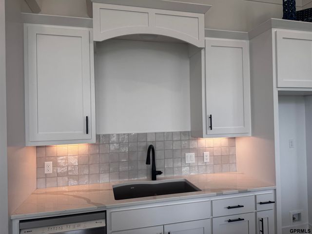 12605 Shepard Street, Papillion, NE 68138