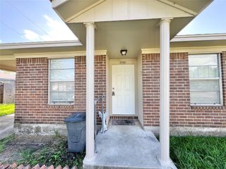 4021 Avenue Q 1/2, Santa Fe, TX 77510