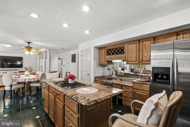3260 PINE BLUFFS DR, Ellicott City, MD 21042