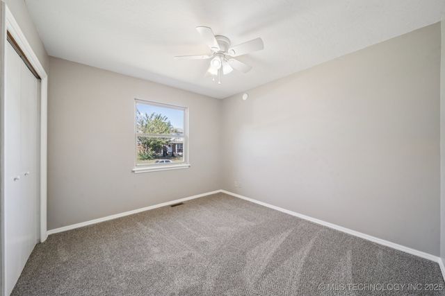 1206 Saddle Lane, Bartlesville, OK 74006