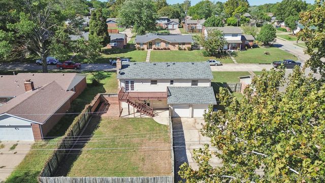 1206 Saddle Lane, Bartlesville, OK 74006