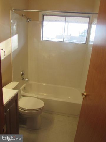 7305 CHARLOTTE ST, Springfield, VA 22150