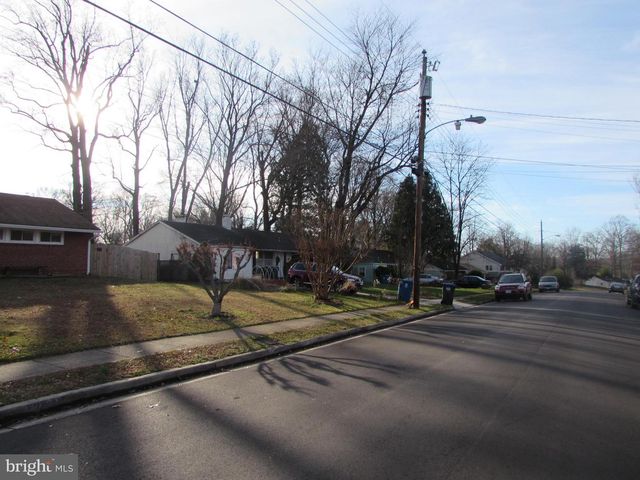 7305 CHARLOTTE ST, Springfield, VA 22150