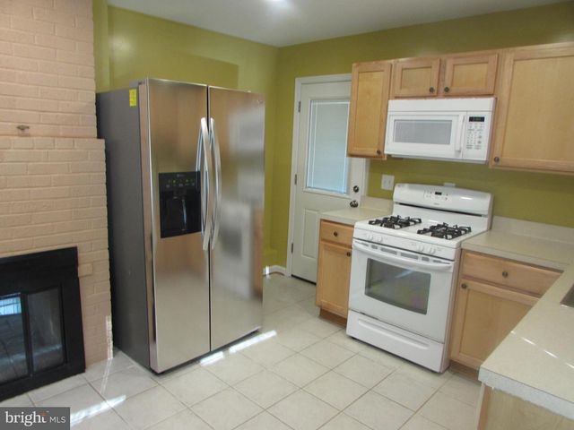 7305 CHARLOTTE ST, Springfield, VA 22150