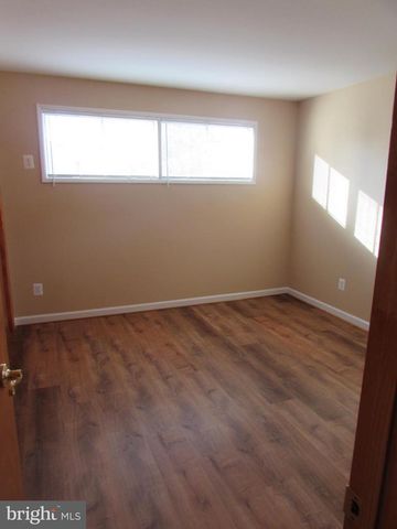 7305 CHARLOTTE ST, Springfield, VA 22150