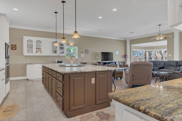 327 Saddle Club Road, Weatherford, TX 76088