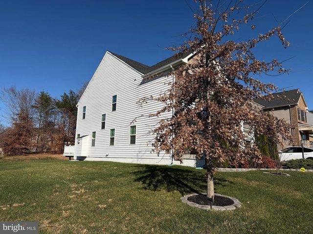 4401 WEEJUN LOOP, Woodbridge, VA 22192