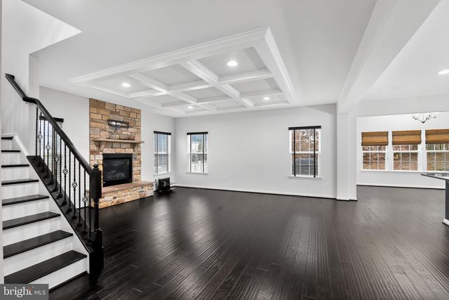 4401 WEEJUN LOOP, Woodbridge, VA 22192