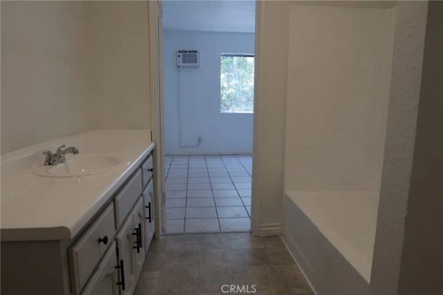 455 Nassau, Los Angeles, CA 90063