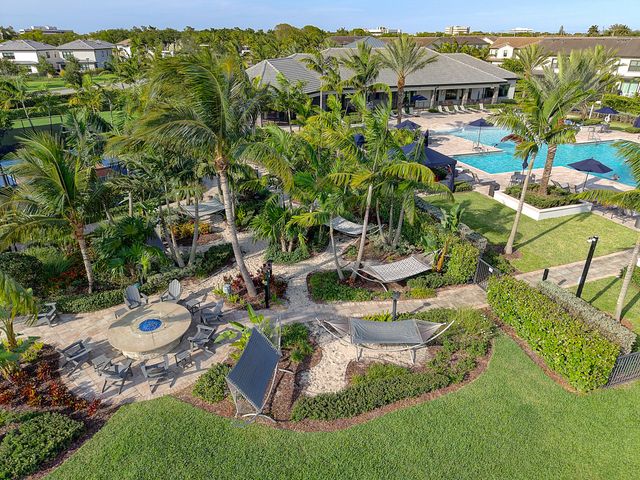 4483 Spruce Lane, Oakland Park, FL 33309