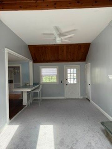 26 Black Creek Lane, Warwick, RI 02888