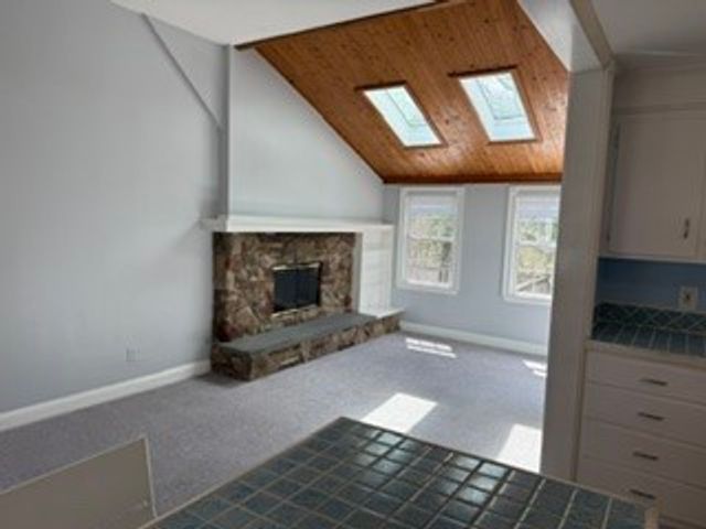 26 Black Creek Lane, Warwick, RI 02888