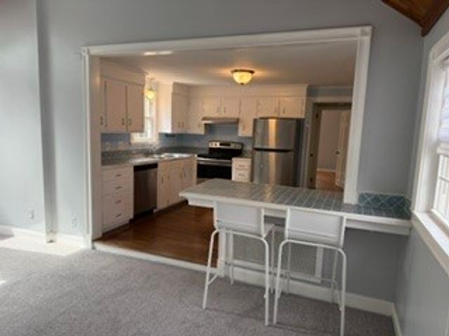 26 Black Creek Lane, Warwick, RI 02888