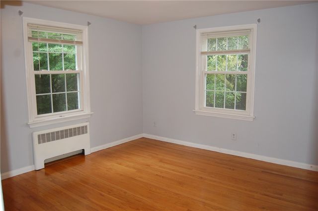 26 Black Creek Lane, Warwick, RI 02888
