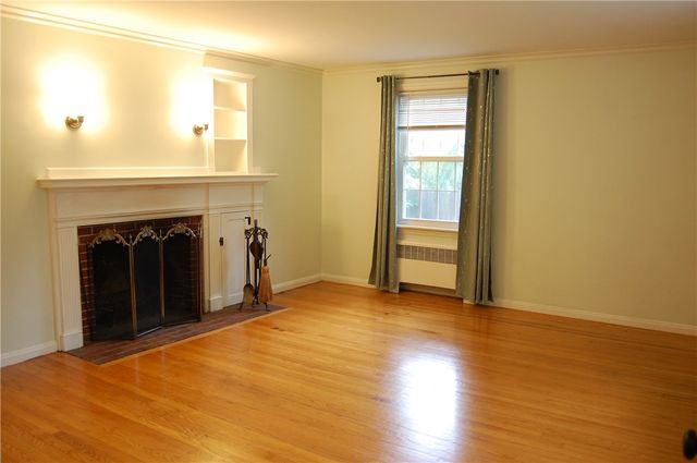 26 Black Creek Lane, Warwick, RI 02888