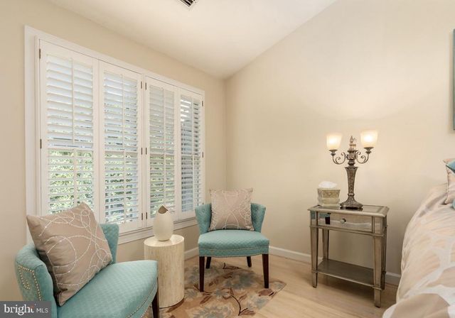 2164 WOLFTRAP CT, Vienna, VA 22182