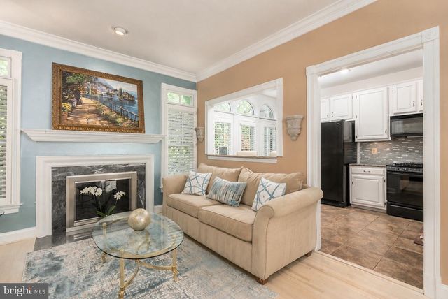 2164 WOLFTRAP CT, Vienna, VA 22182