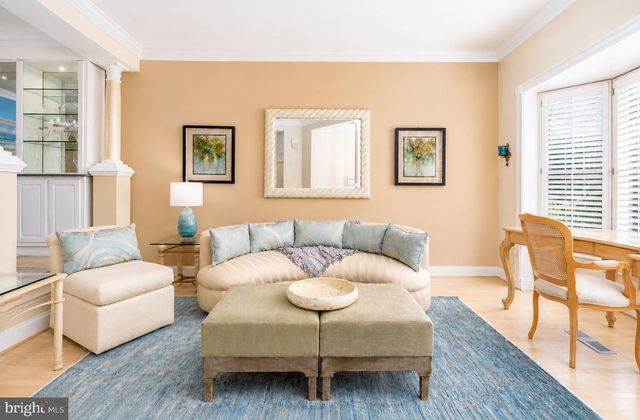 2164 WOLFTRAP CT, Vienna, VA 22182