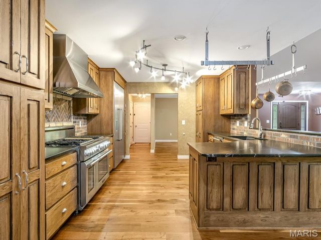 4192 Laurel Oak Lane, Smithton, IL 62285