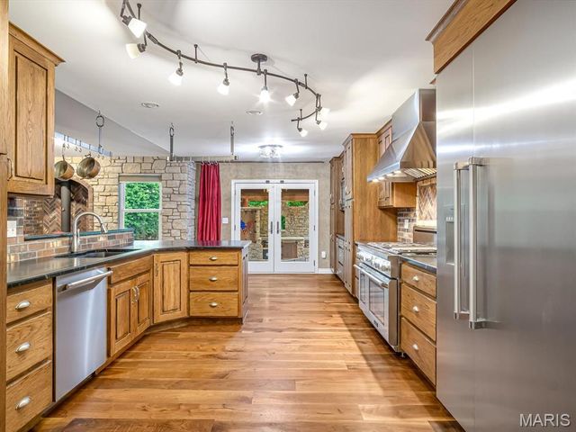 4192 Laurel Oak Lane, Smithton, IL 62285