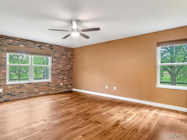 4192 Laurel Oak Lane, Smithton, IL 62285
