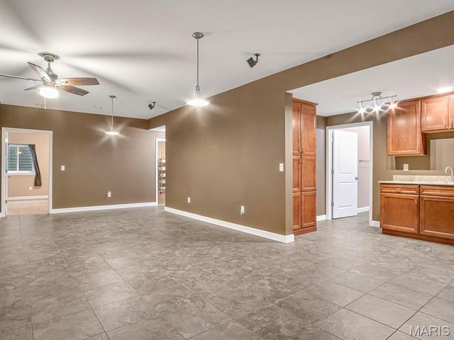 4192 Laurel Oak Lane, Smithton, IL 62285