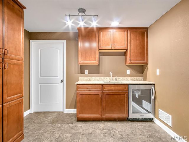 4192 Laurel Oak Lane, Smithton, IL 62285
