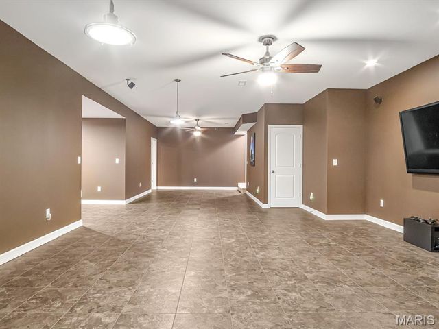 4192 Laurel Oak Lane, Smithton, IL 62285