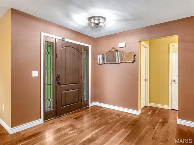 4192 Laurel Oak Lane, Smithton, IL 62285