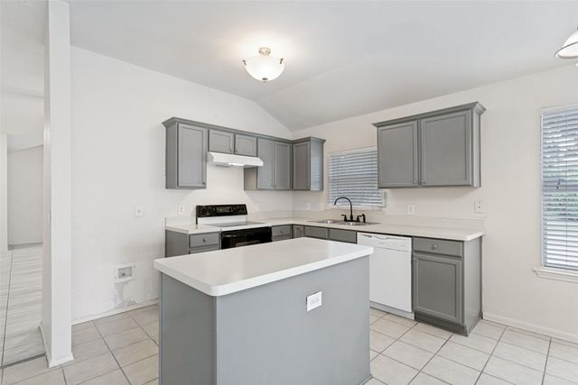 4501 Claret Court, Denton, TX 76226