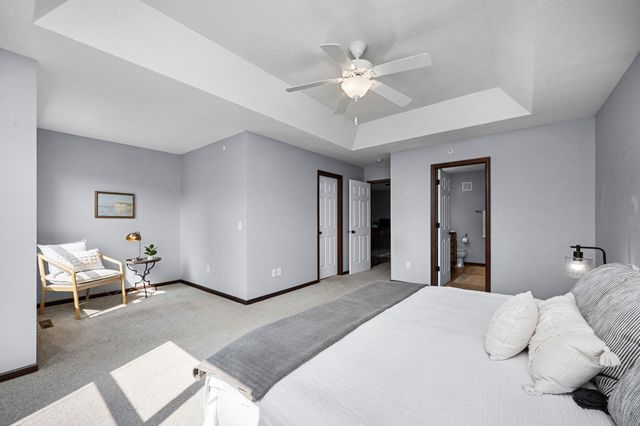 9531 Declaration Drive, Chanhassen, MN 55317