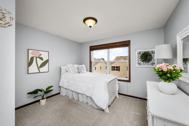 9531 Declaration Drive, Chanhassen, MN 55317
