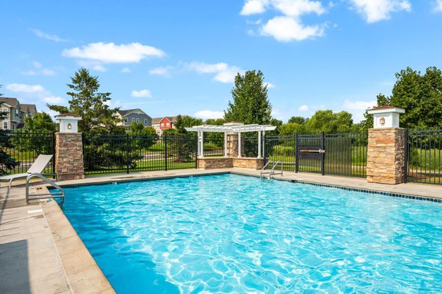 9531 Declaration Drive, Chanhassen, MN 55317