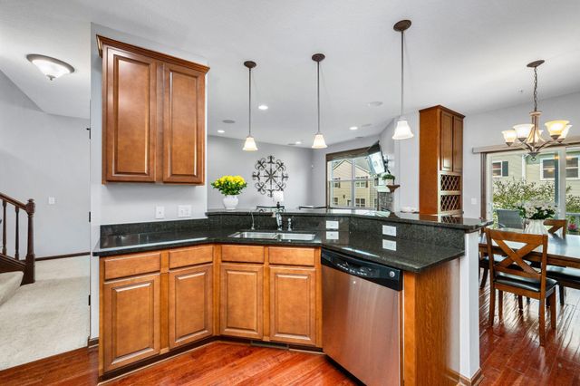 9531 Declaration Drive, Chanhassen, MN 55317