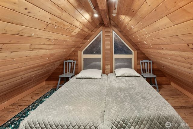 5 Smugglers Rowe, Henry Island, WA 98250