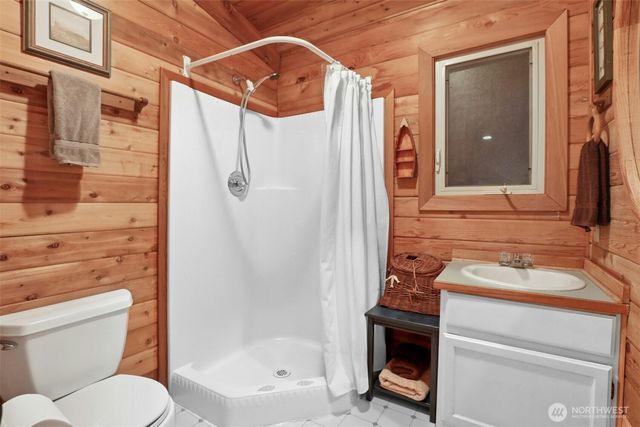 5 Smugglers Rowe, Henry Island, WA 98250