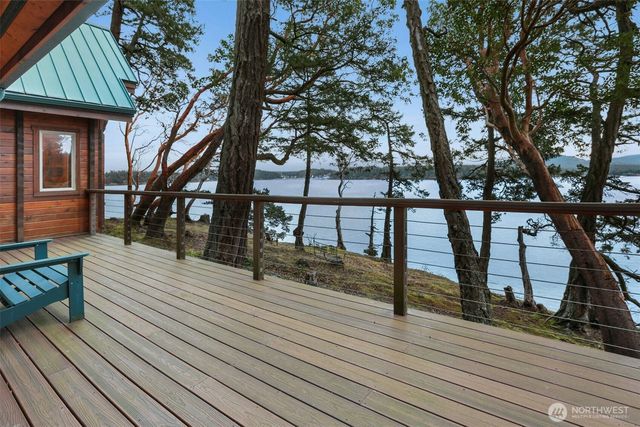 5 Smugglers Rowe, Henry Island, WA 98250