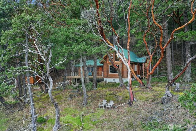 5 Smugglers Rowe, Henry Island, WA 98250