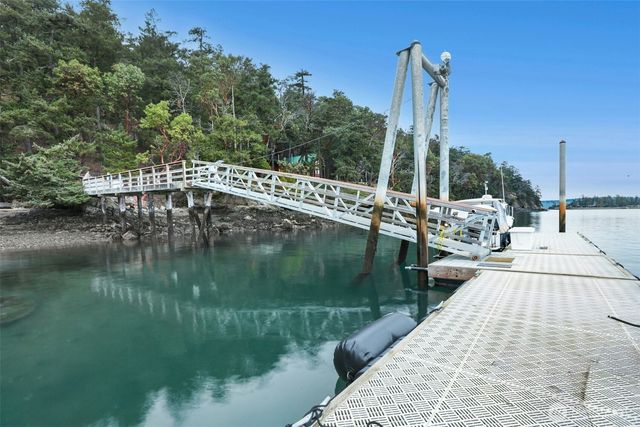 5 Smugglers Rowe, Henry Island, WA 98250