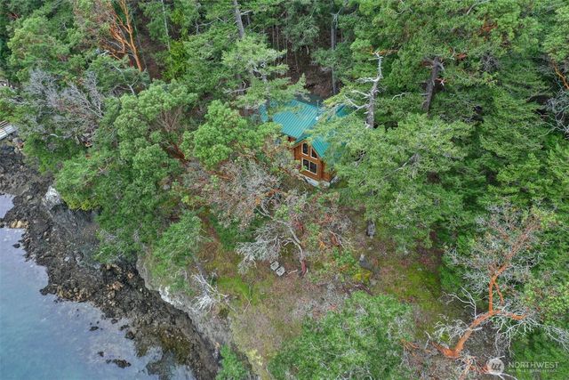 5 Smugglers Rowe, Henry Island, WA 98250