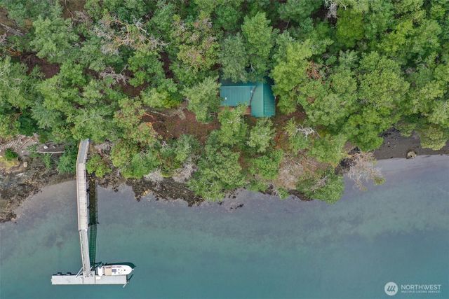 5 Smugglers Rowe, Henry Island, WA 98250